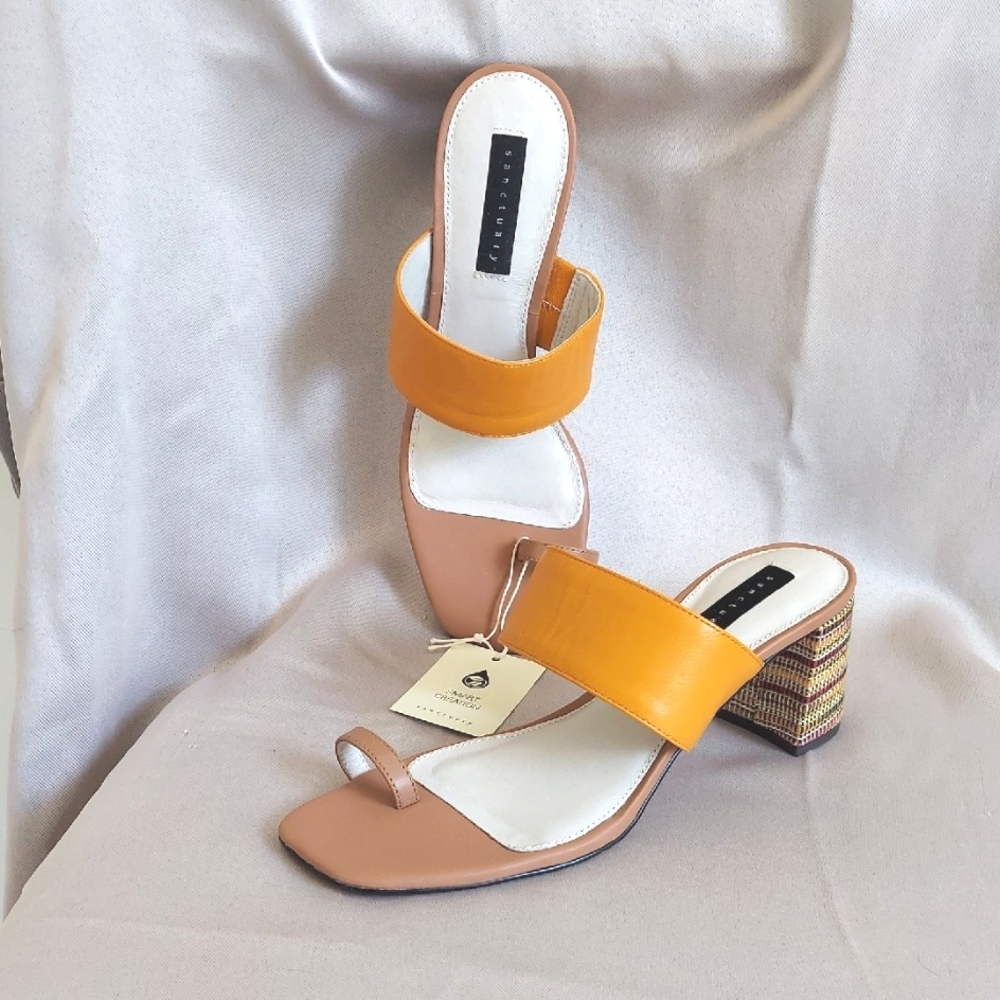 Sanctuary Shoes, Sz 8.5, Leather Sandals, Toe Loop Accent, MultiColor Heel, NEW!
